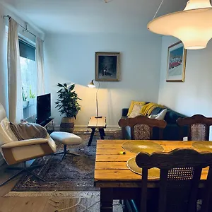 Lovely Apartment, Vuorimiehenkatu 31 Helsinki